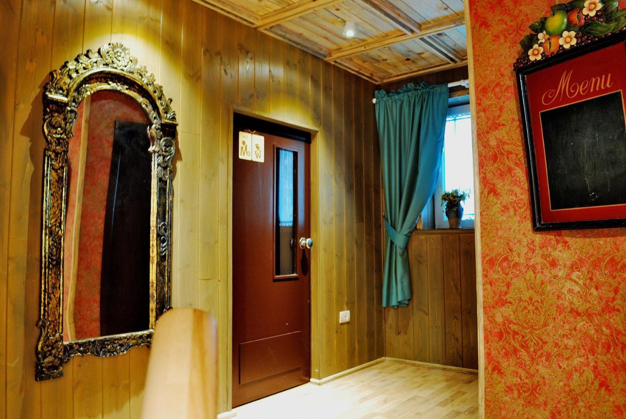 Hotel London Tirana Esterno foto